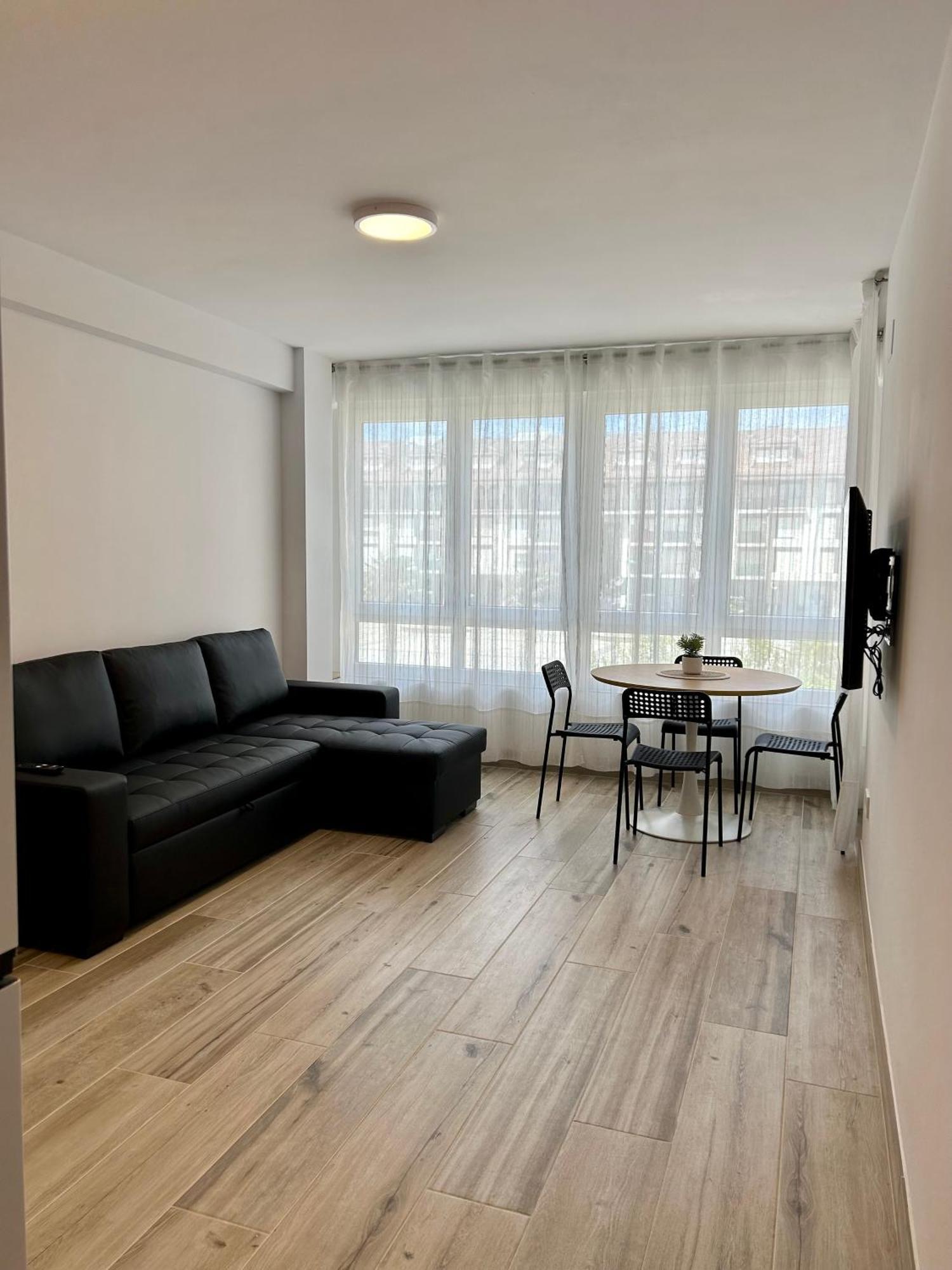 Apartamento Plaza De La Villa Playa Trengandin Noja Kültér fotó