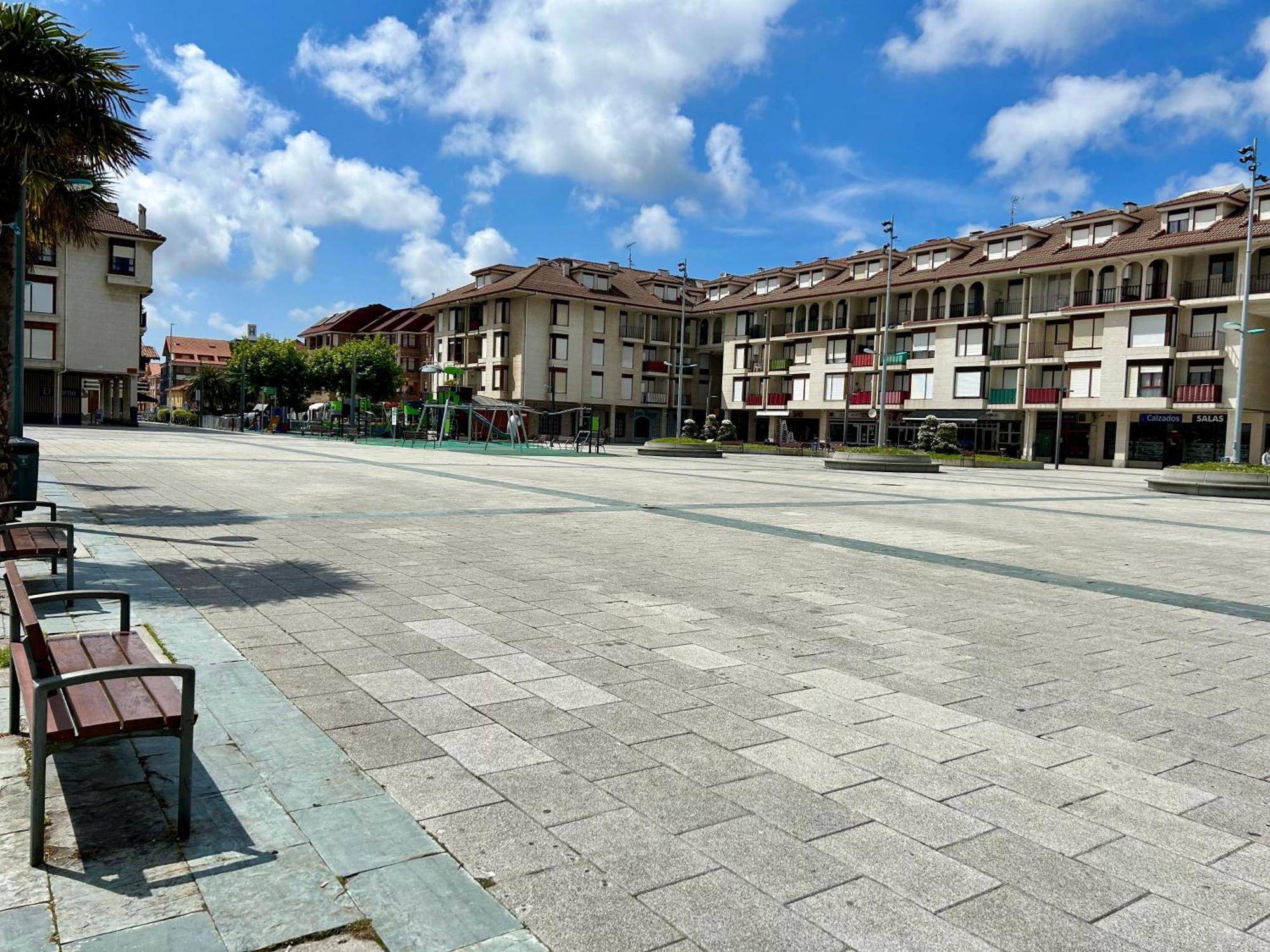 Apartamento Plaza De La Villa Playa Trengandin Noja Kültér fotó